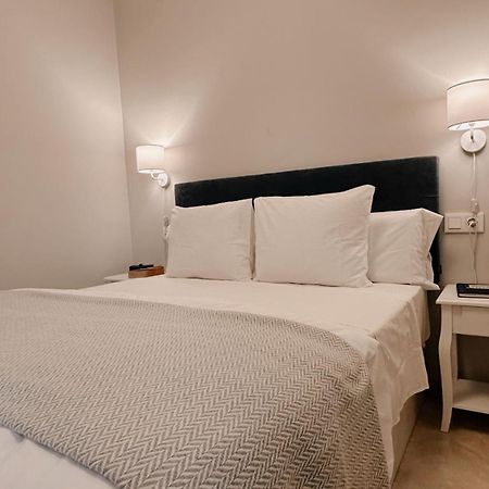 Apartamento-Pension El Trianero Junto Al Rio Σεβίλλη Εξωτερικό φωτογραφία