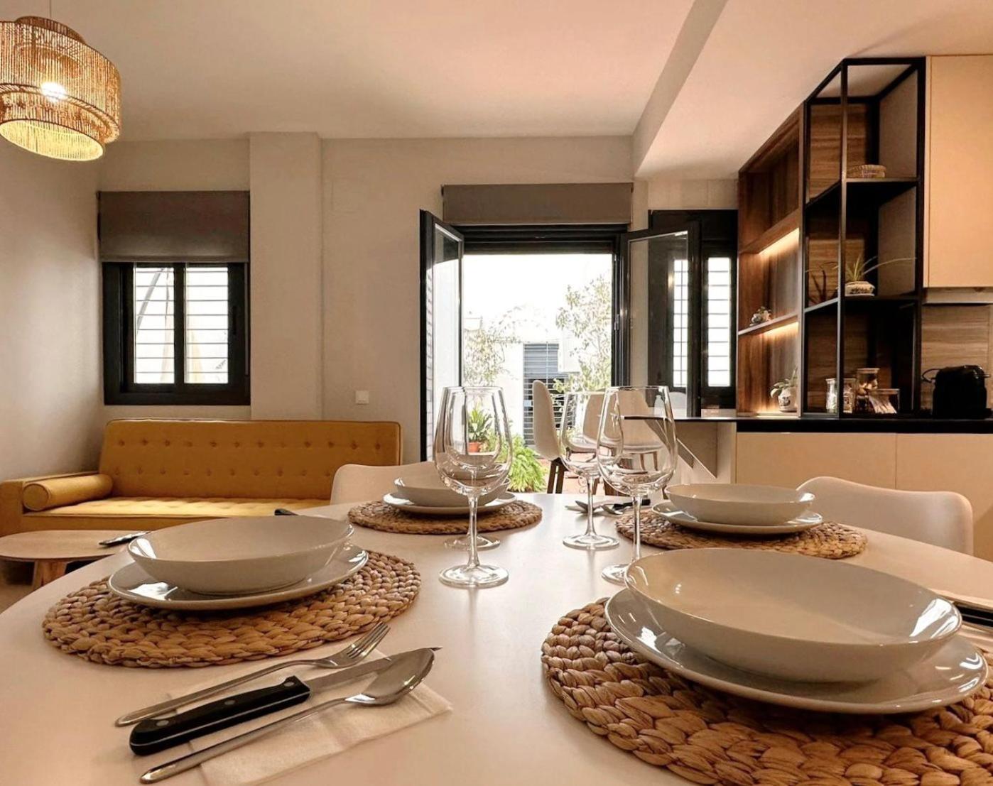 Apartamento-Pension El Trianero Junto Al Rio Σεβίλλη Εξωτερικό φωτογραφία